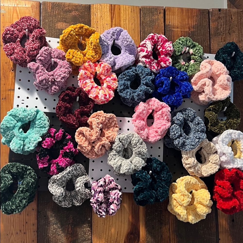 Scrunchies of the Day 5 for $20 you choose - Picture 3 of 7